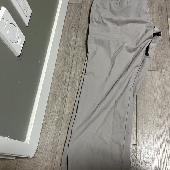 Tommy Hilfiger Mens Tailored Fit Chino Pants Gray 40x30 - Picture 9 of 9